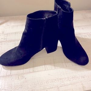 Merona black ankle boots